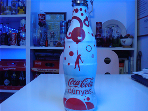 Coca Cola Türkiye Mutluluk Dünyası şişesi 2012