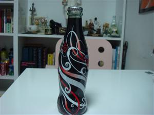 coca cola ışığını yansıt  2 nolu şişe
