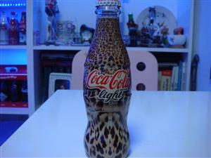 Coca Cola İtalya Roberto Cavalli şişesi